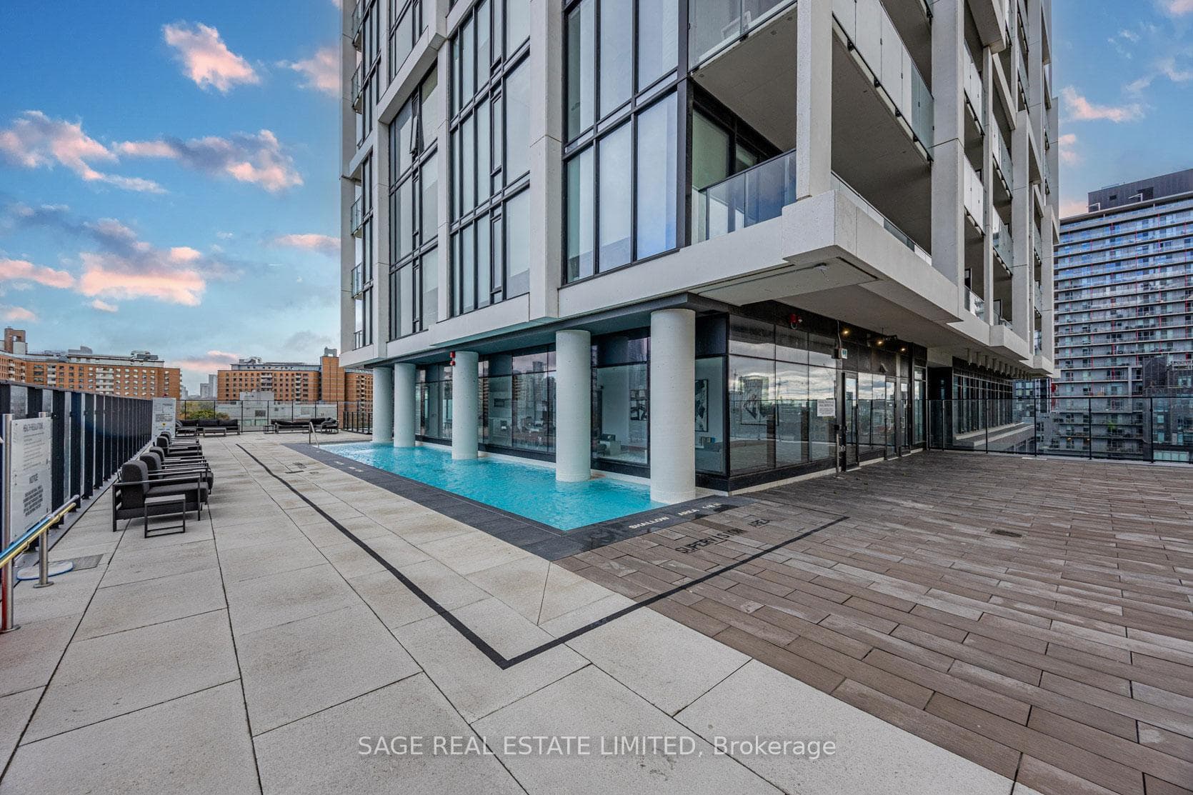 55 Ontario Street Unit 2402 photo 40