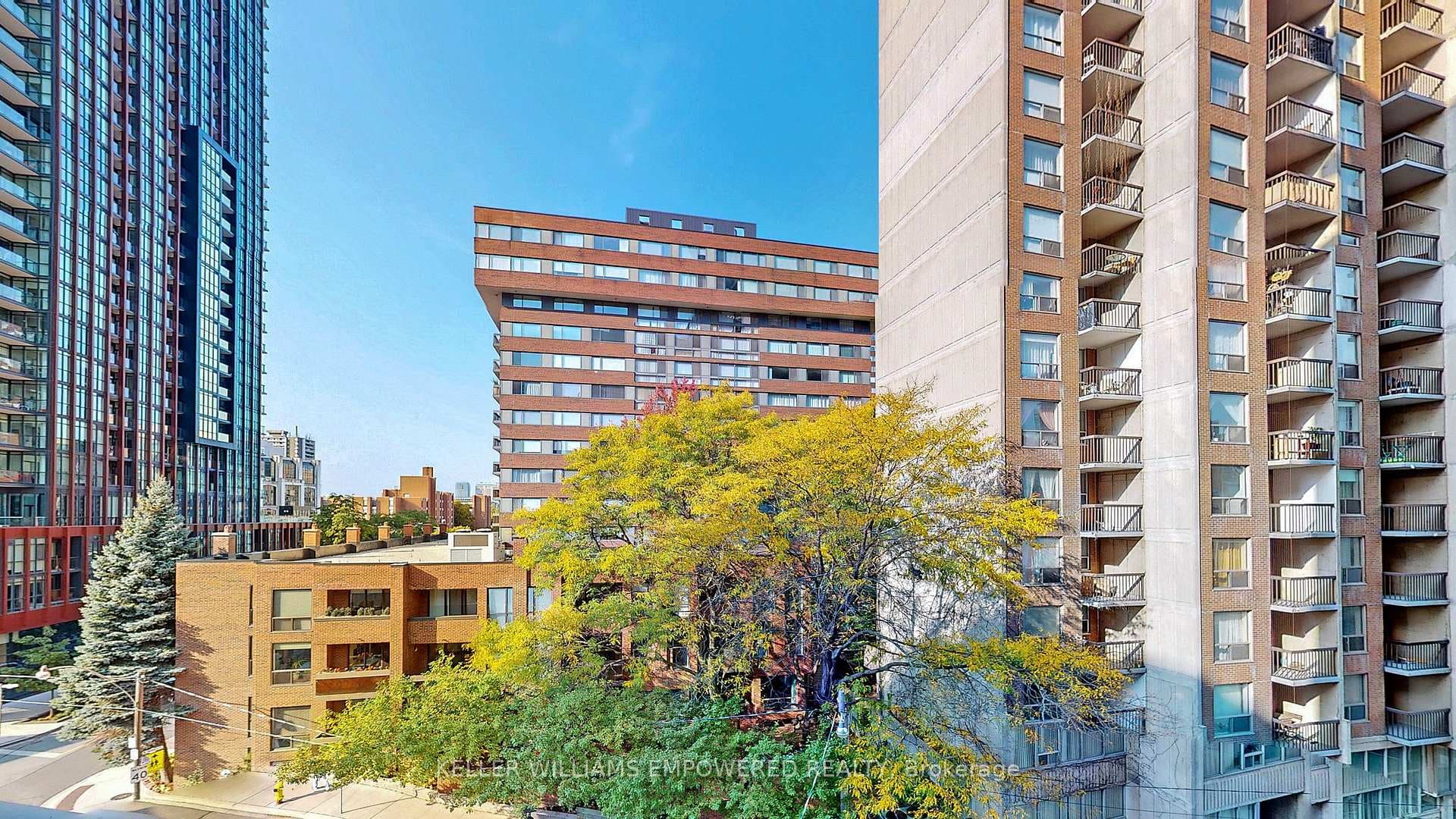 8 Scollard Street Unit 511 photo 23