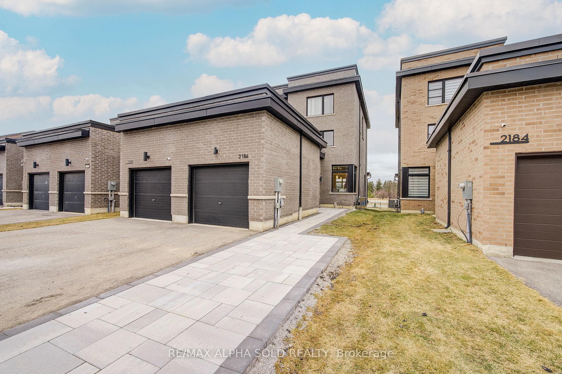 2186 Donald Cousens Parkway photo 48