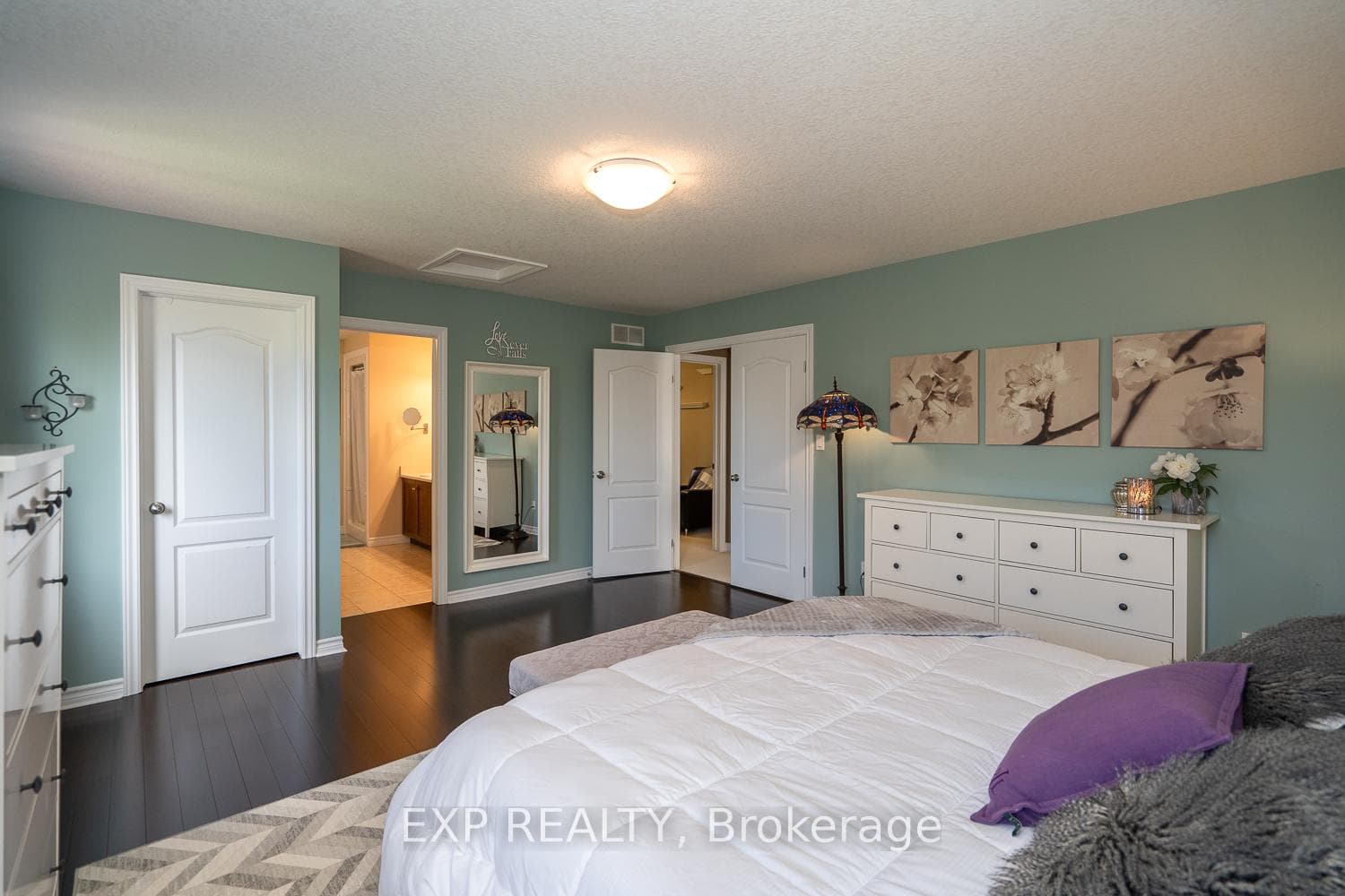 6 Robert Simone Way photo 17