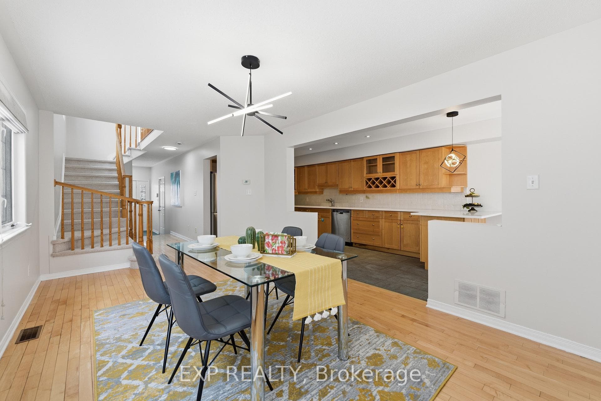 30 Fieldberry Private photo 5
