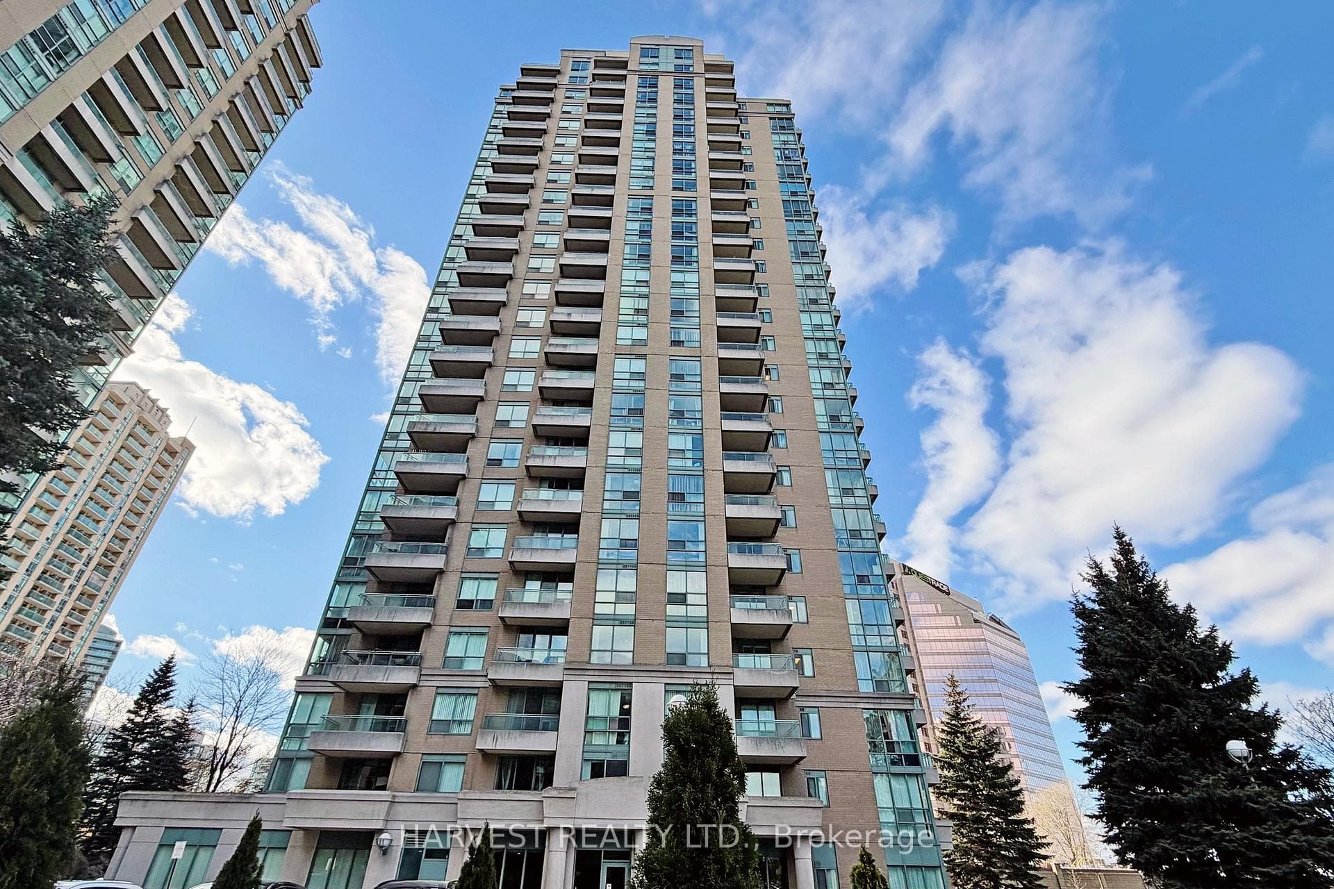 1 Pemberton Avenue Unit 908 photo 1