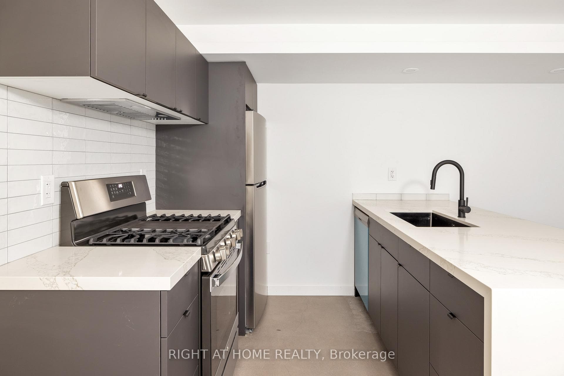 86 Lansdowne Avenue Unit Unit #4 photo 8