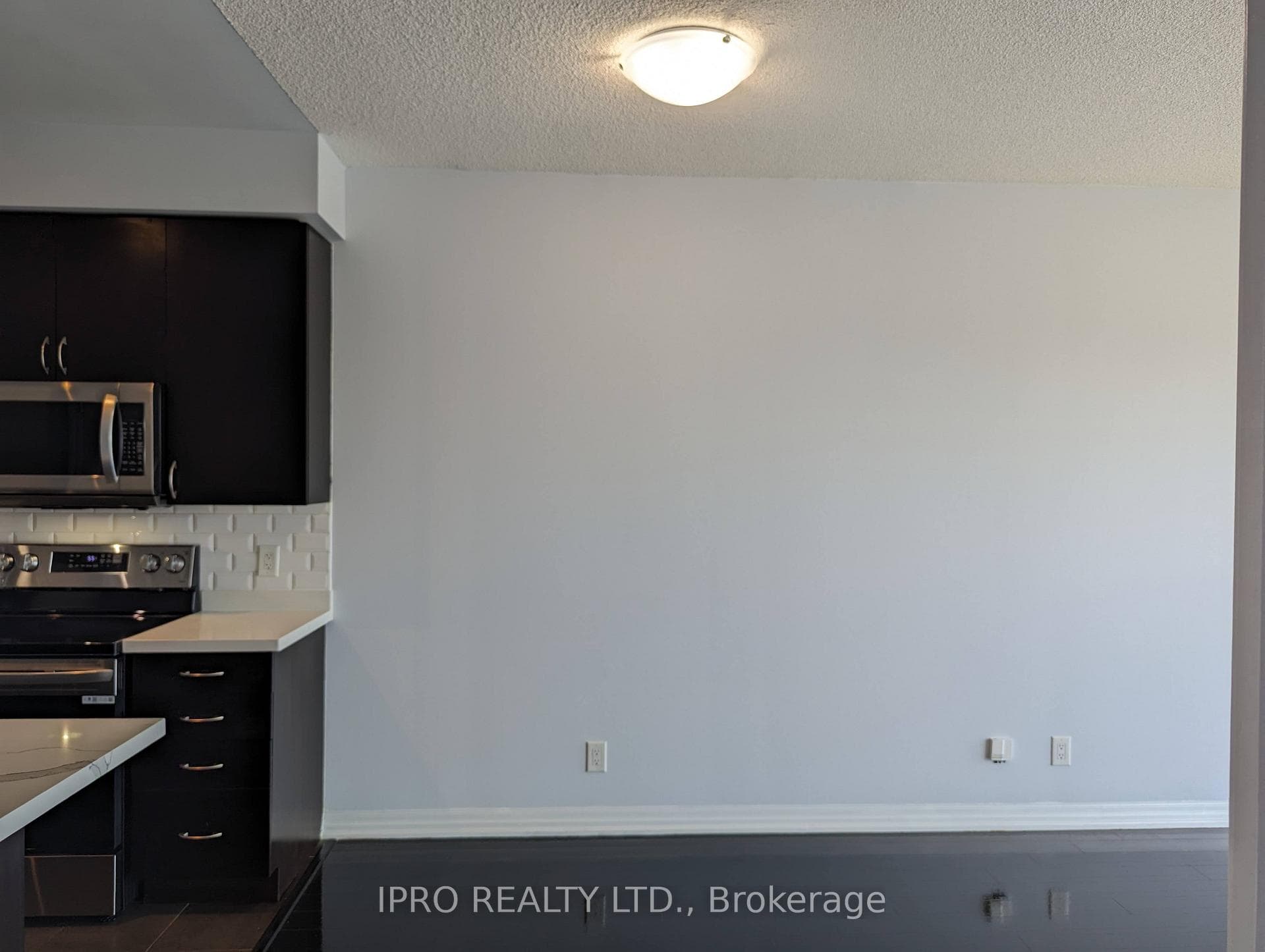 Open Concept Dining Area