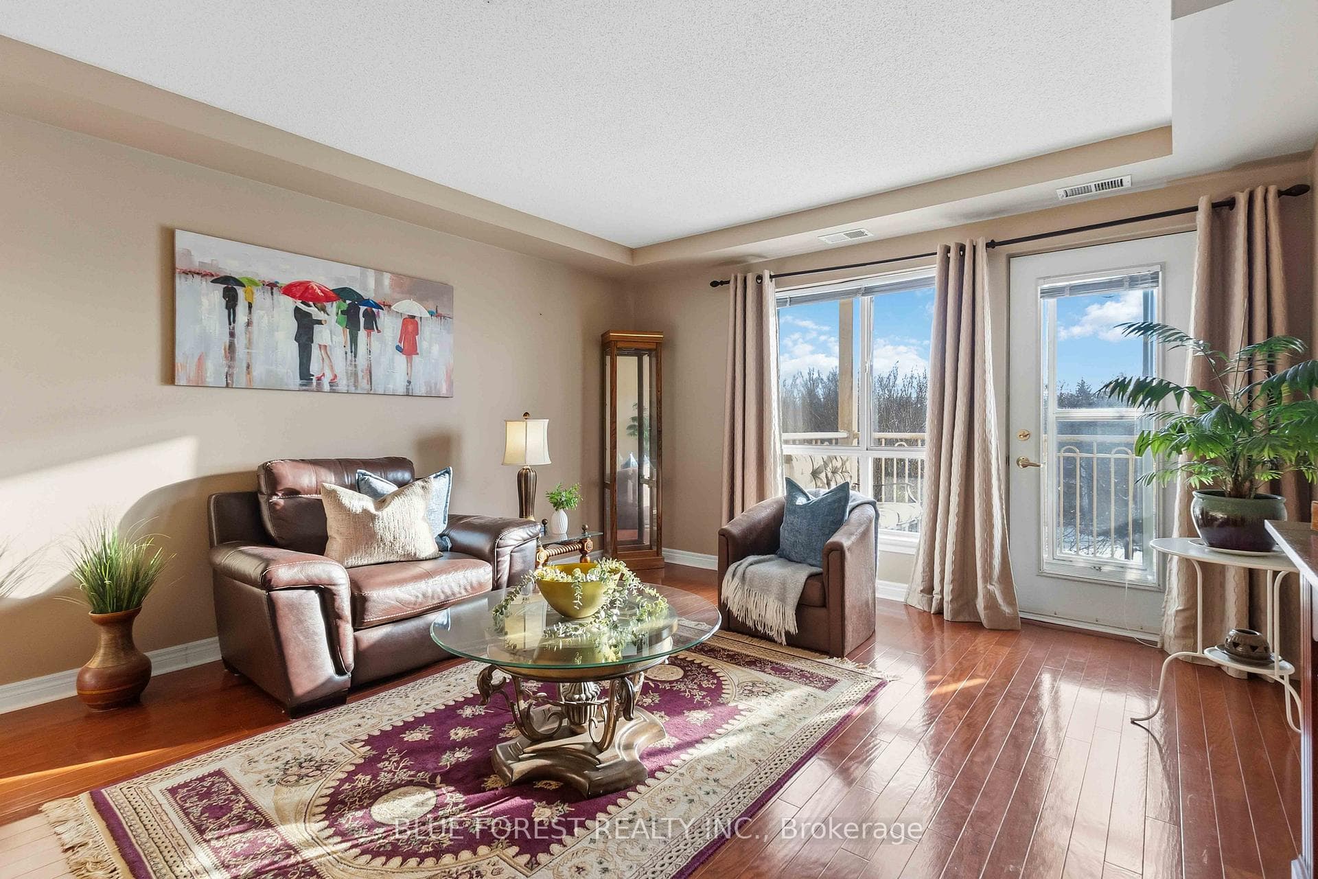 511 Gainsborough Road Unit 301 photo 7