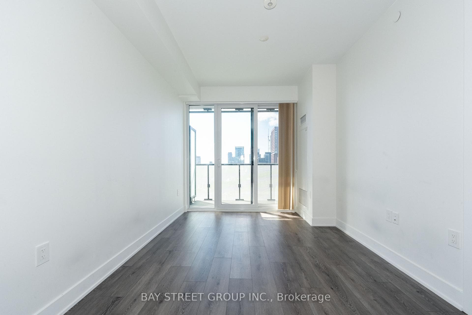 575 Bloor Street Unit 3310 photo 14