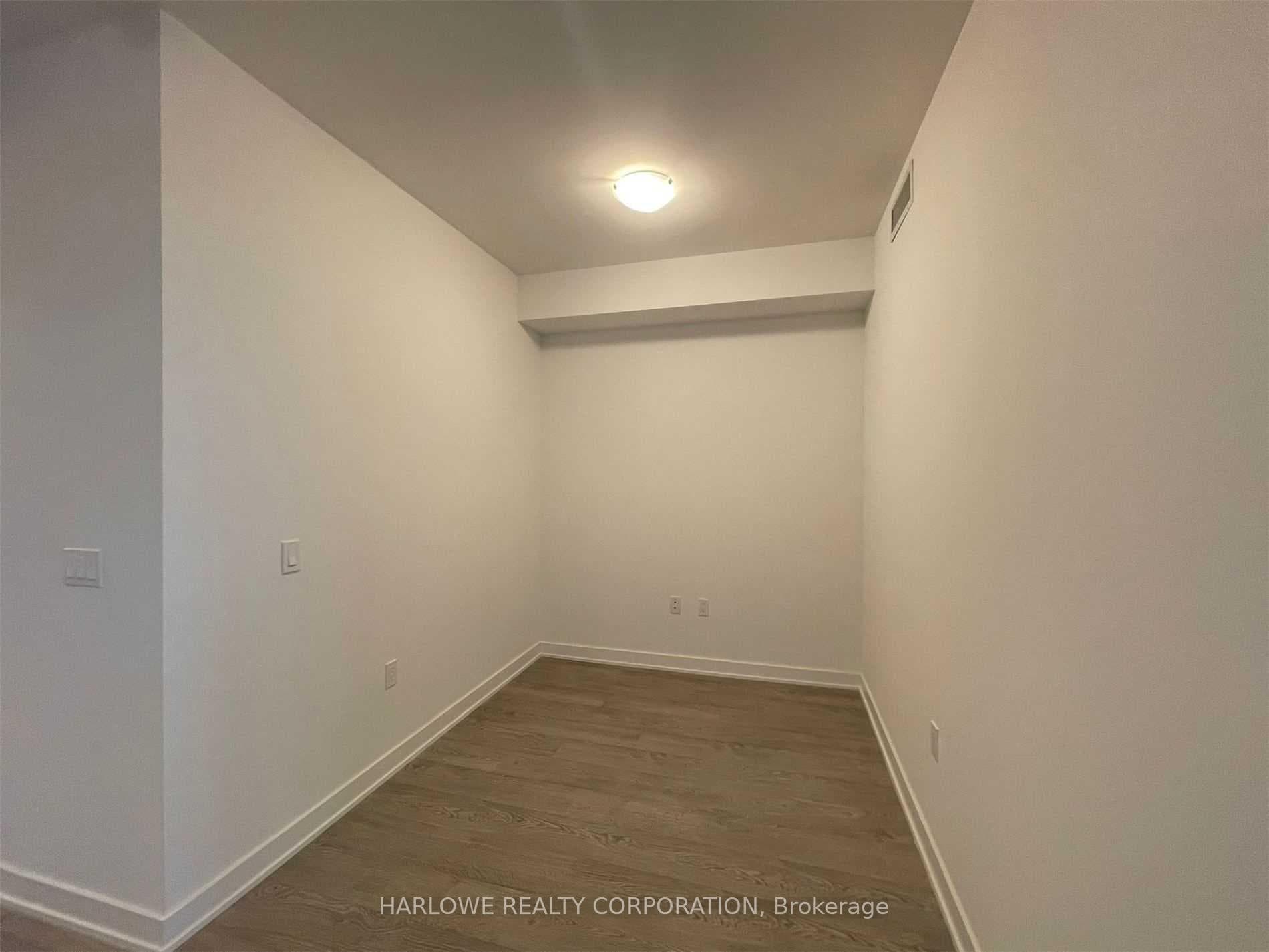 4699 Glen Erin Drive Unit 610 photo 21