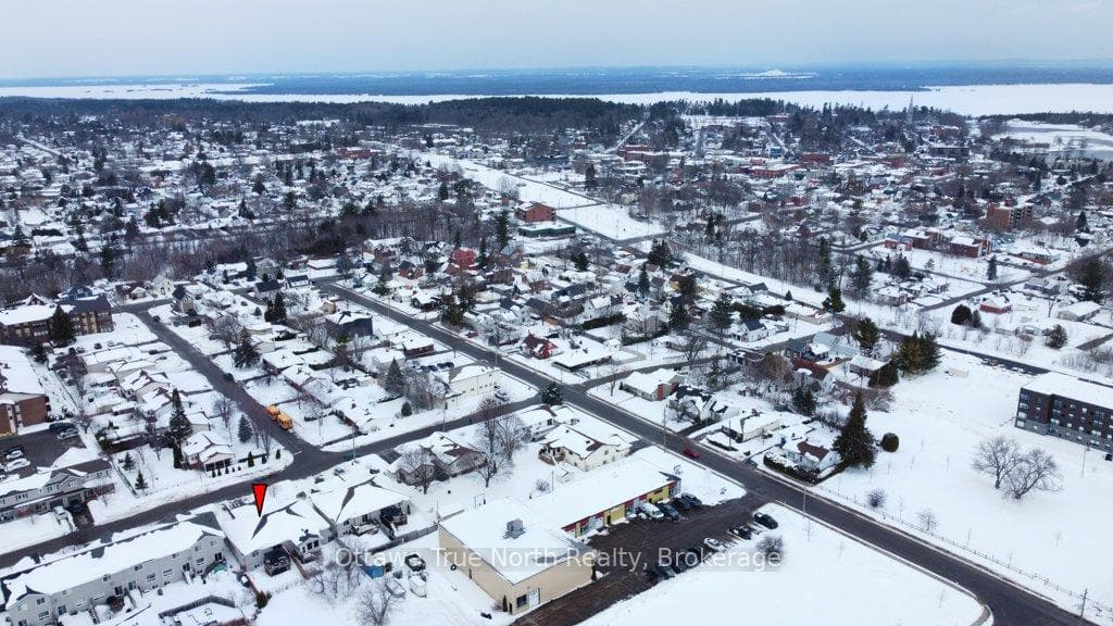 94 Thomas Street photo 34