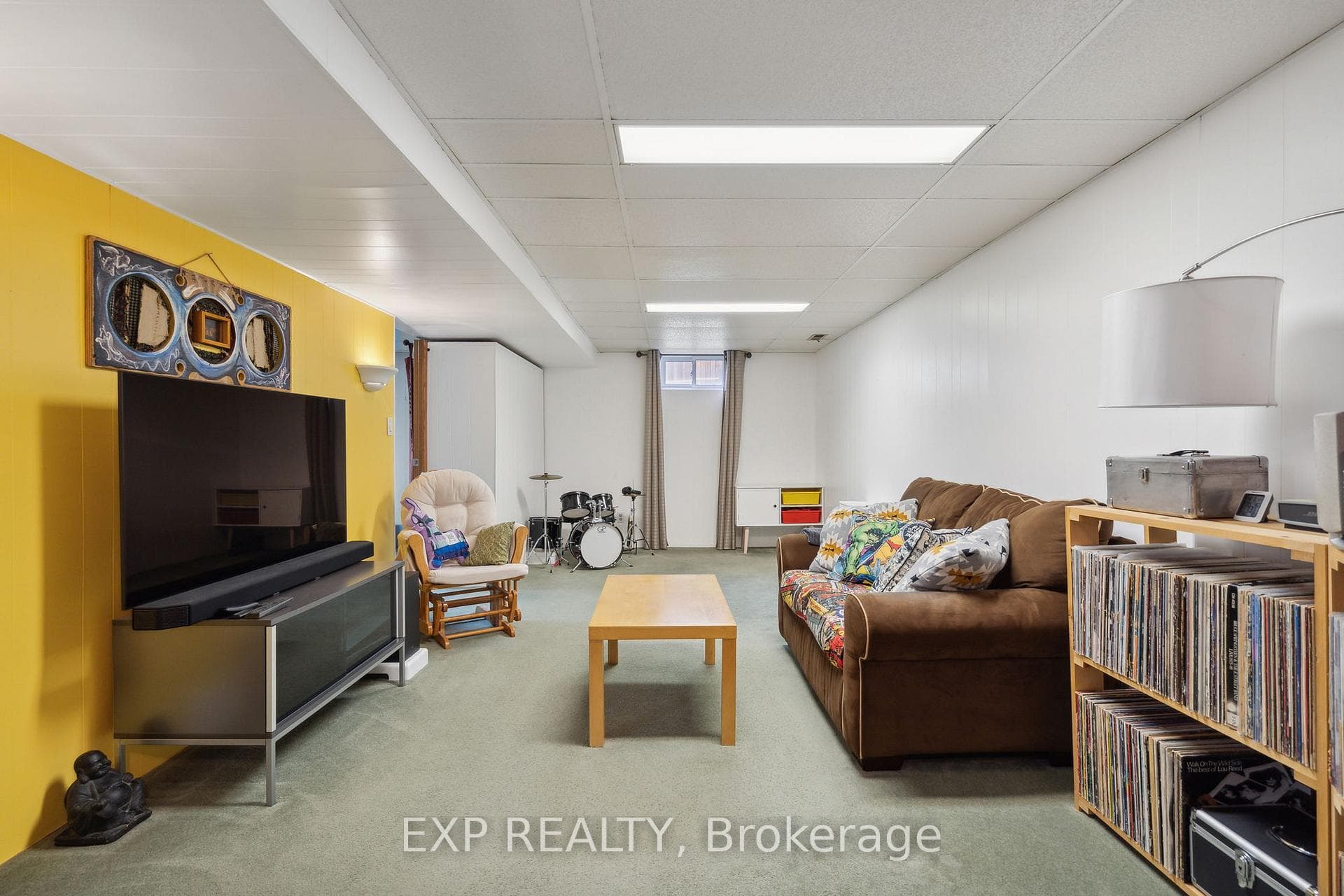224 Irving Place photo 29