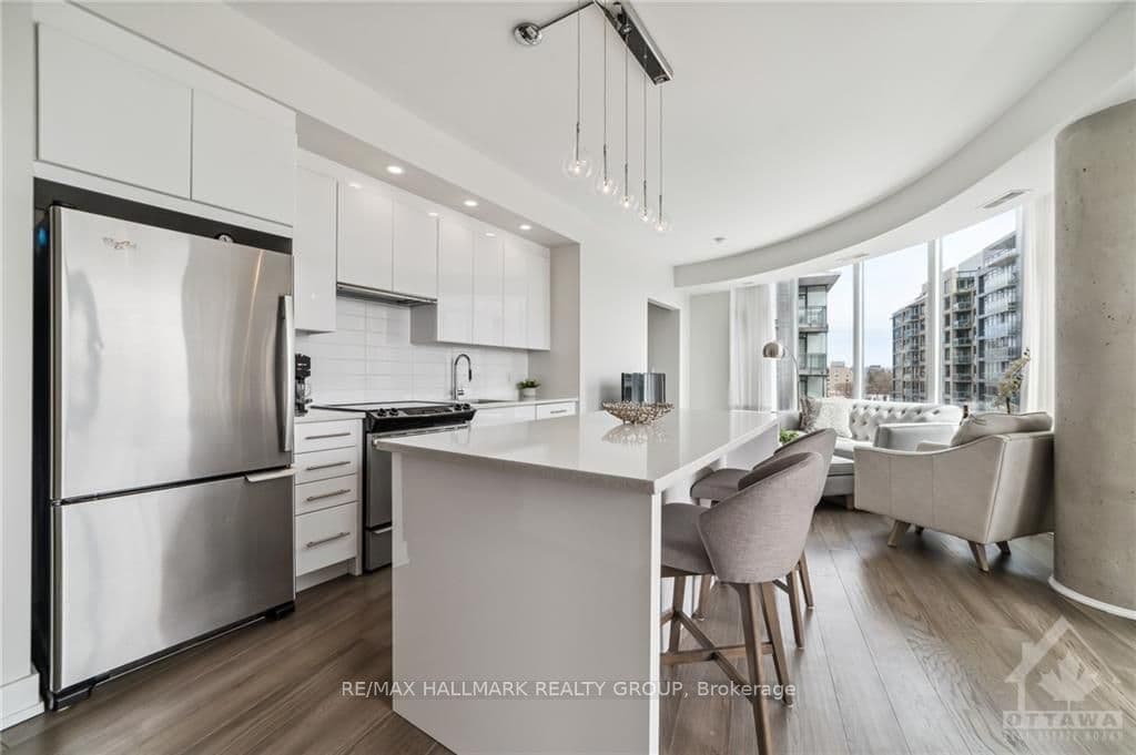 360 PATRICIA Avenue Unit 523 photo 6