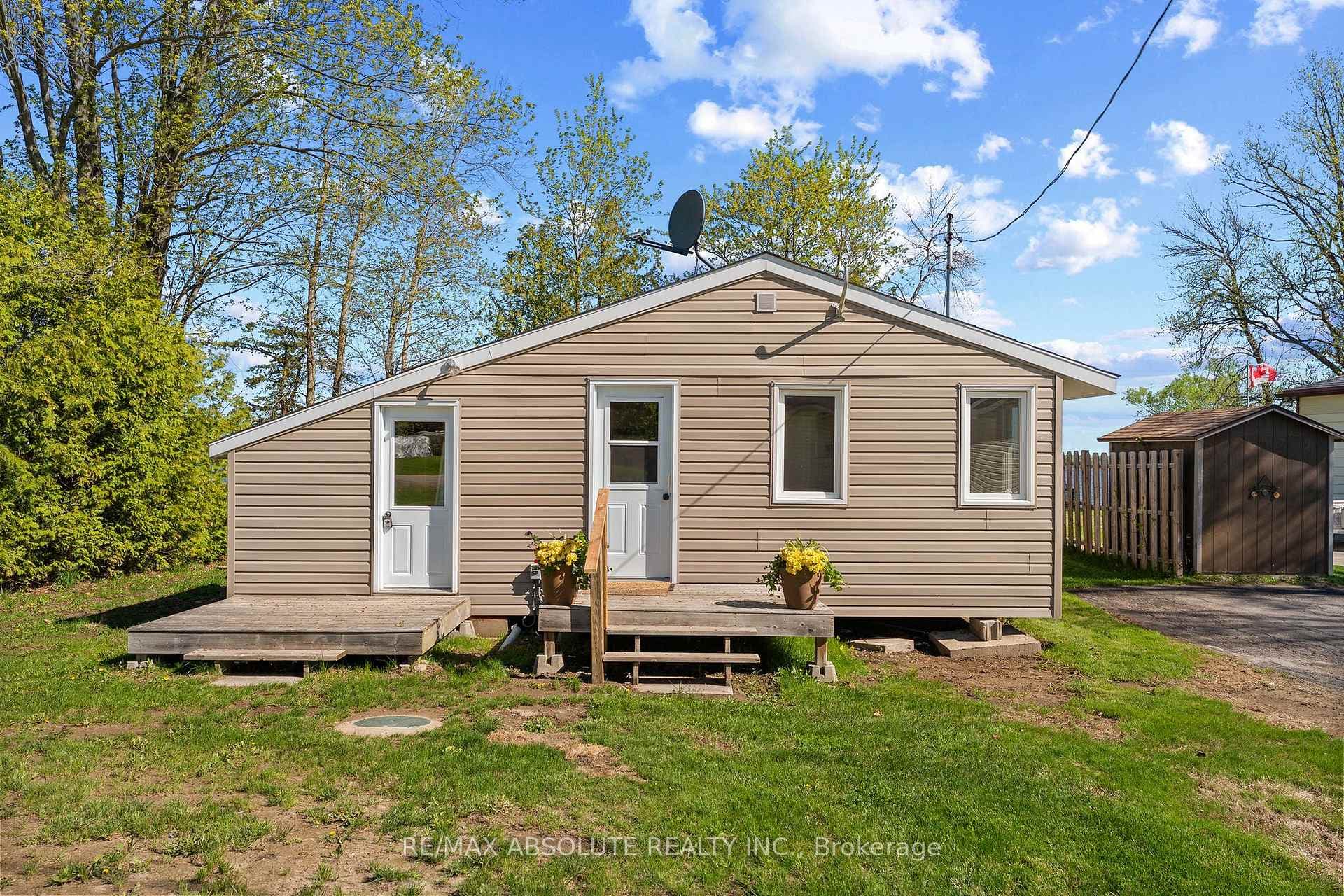 33 B Oakdale Lane photo 3
