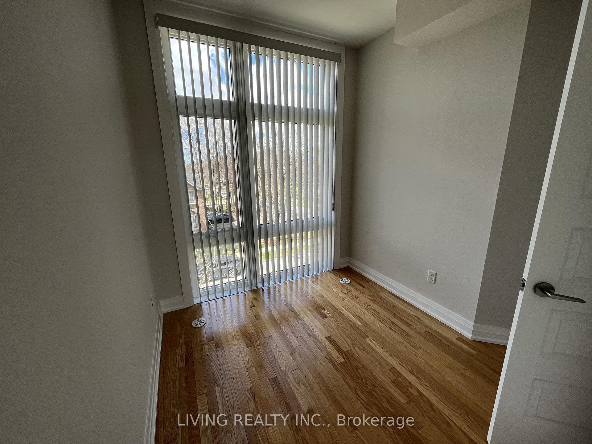 27 Eldora Avenue Unit 67 photo 8