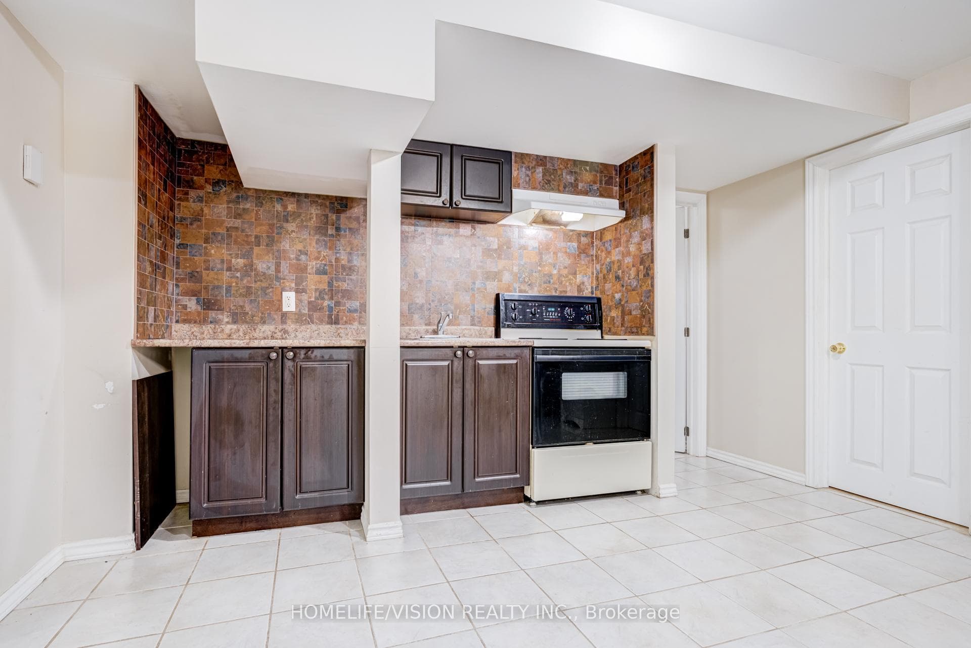 168 Old Sheppard Avenue photo 32