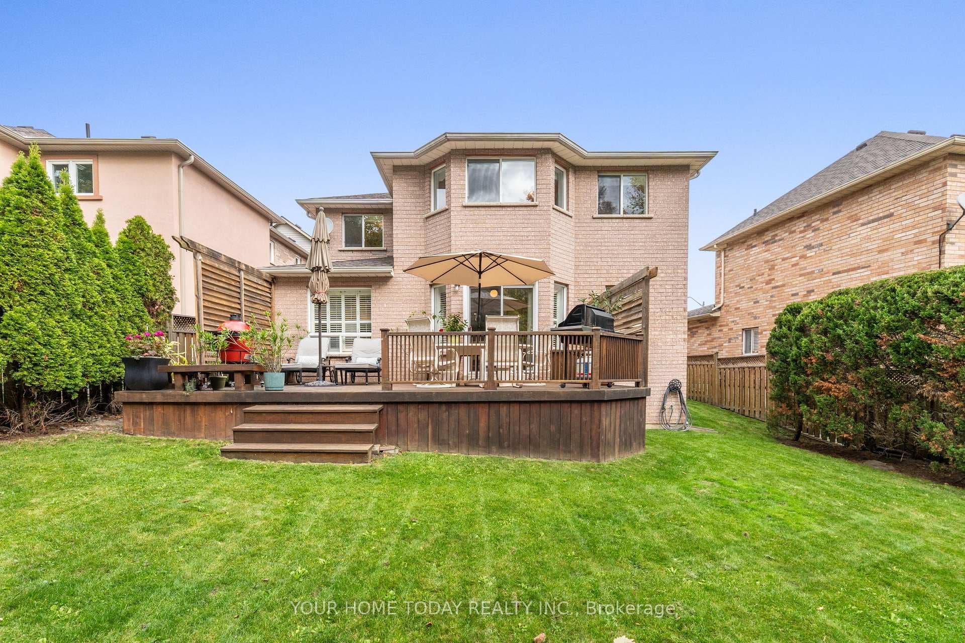 114 Russell Street photo 41