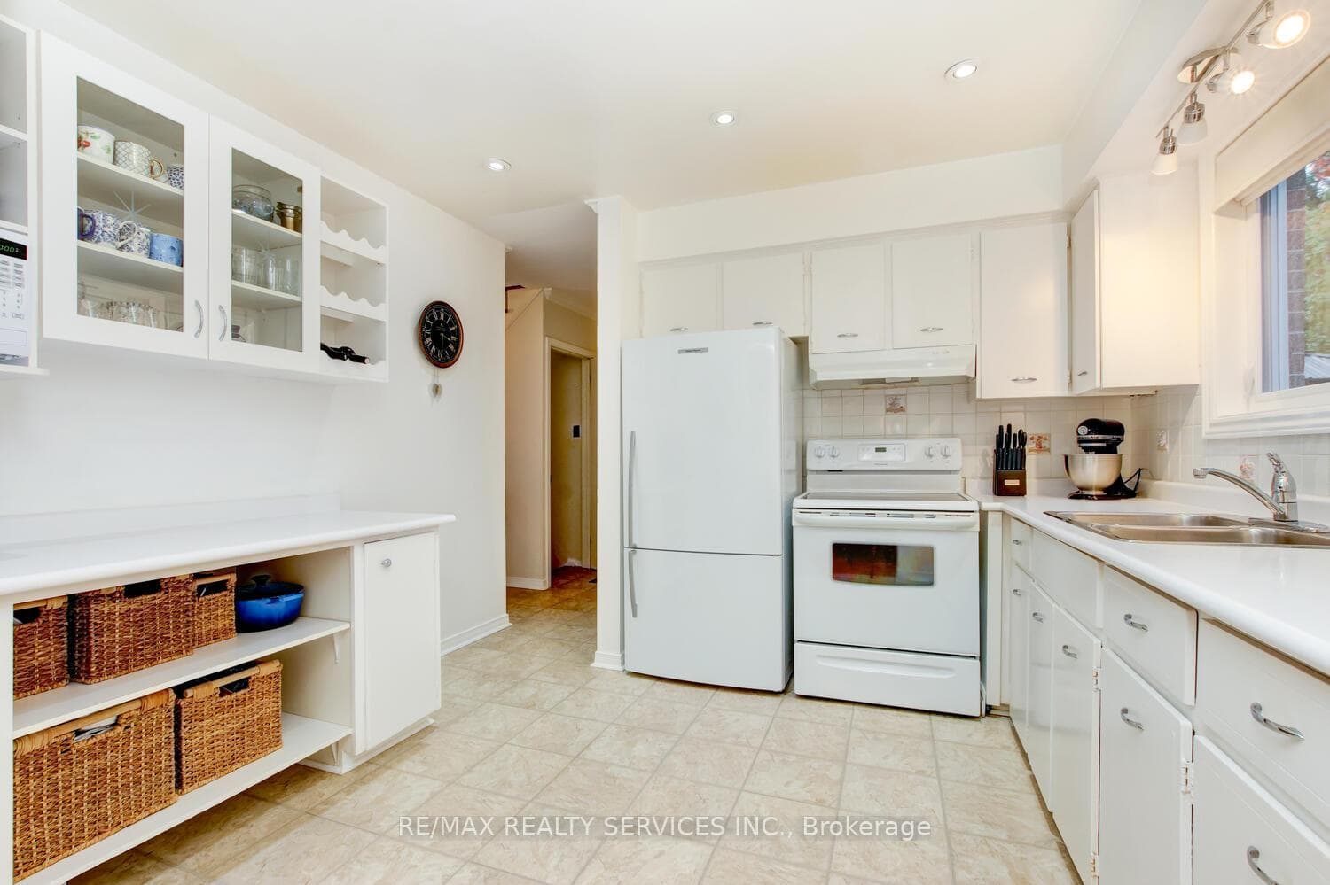 121 Bartley Bull Parkway photo 13