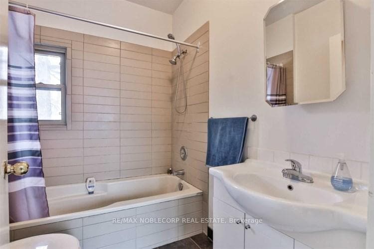 34 WINCHESTER Street Unit 4 photo 8