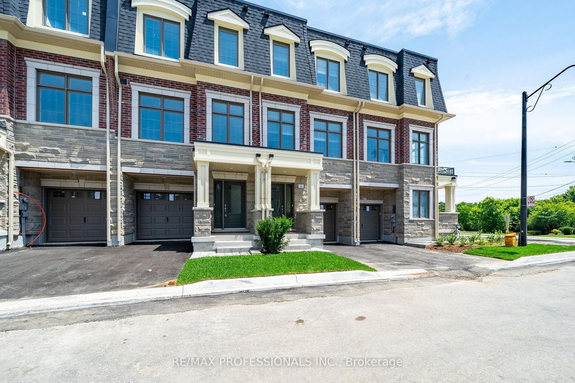 104 Salina Street photo 1