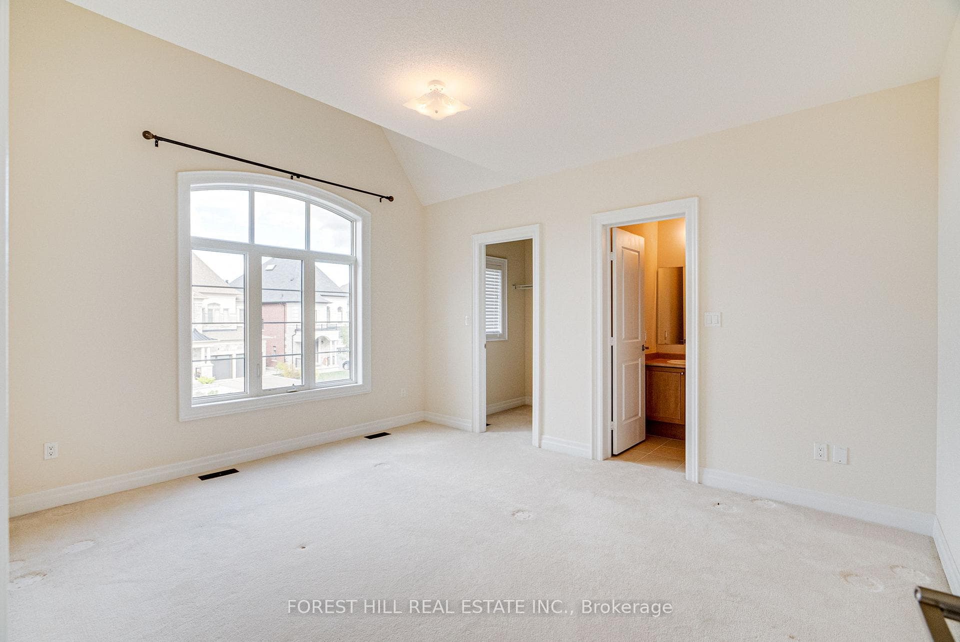 87 Strawbridge Farm Drive photo 27