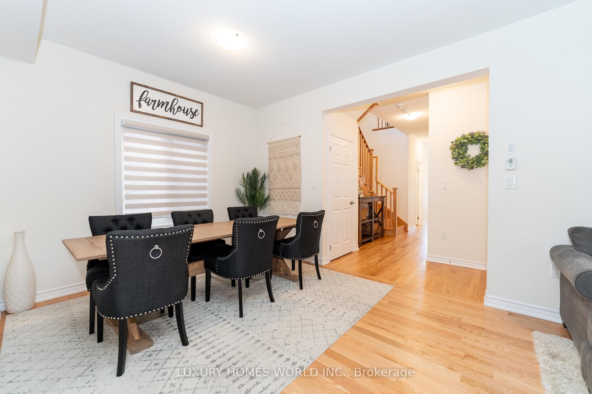 273 Fleetwood Drive photo 9