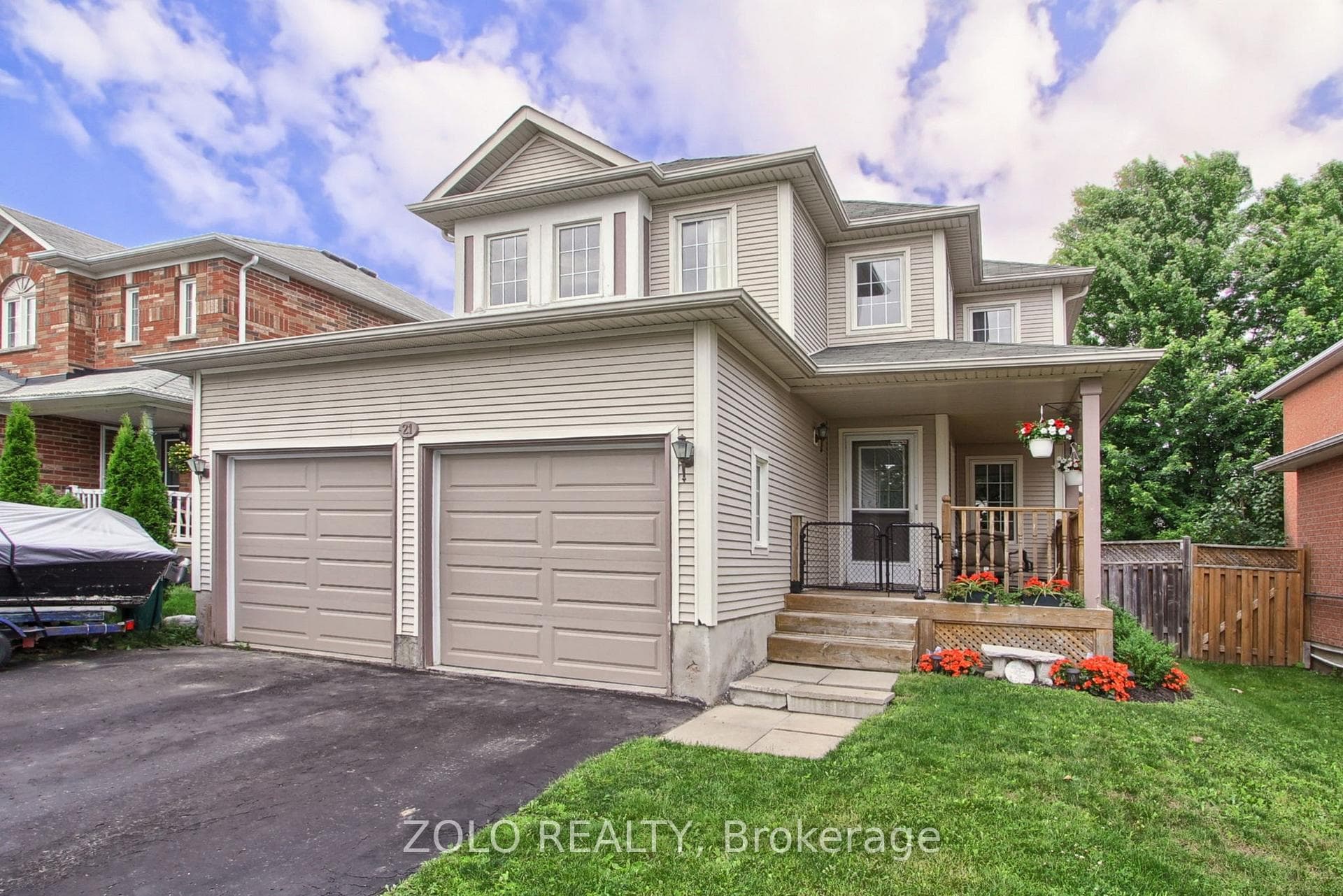 21 Brecken Drive photo 1