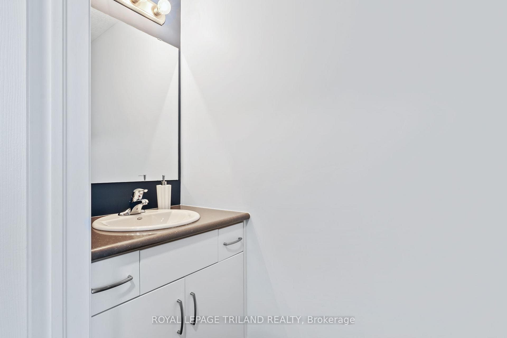 1220 Riverbend Road Unit 50 photo 23