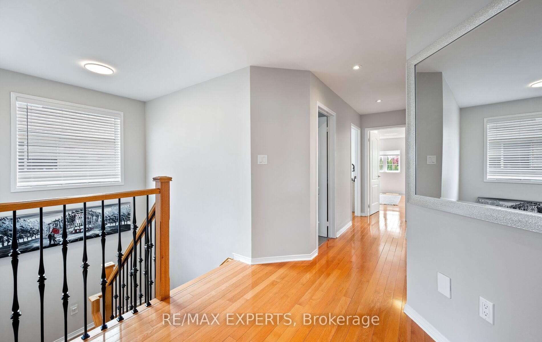 214 Waterbury Street photo 16