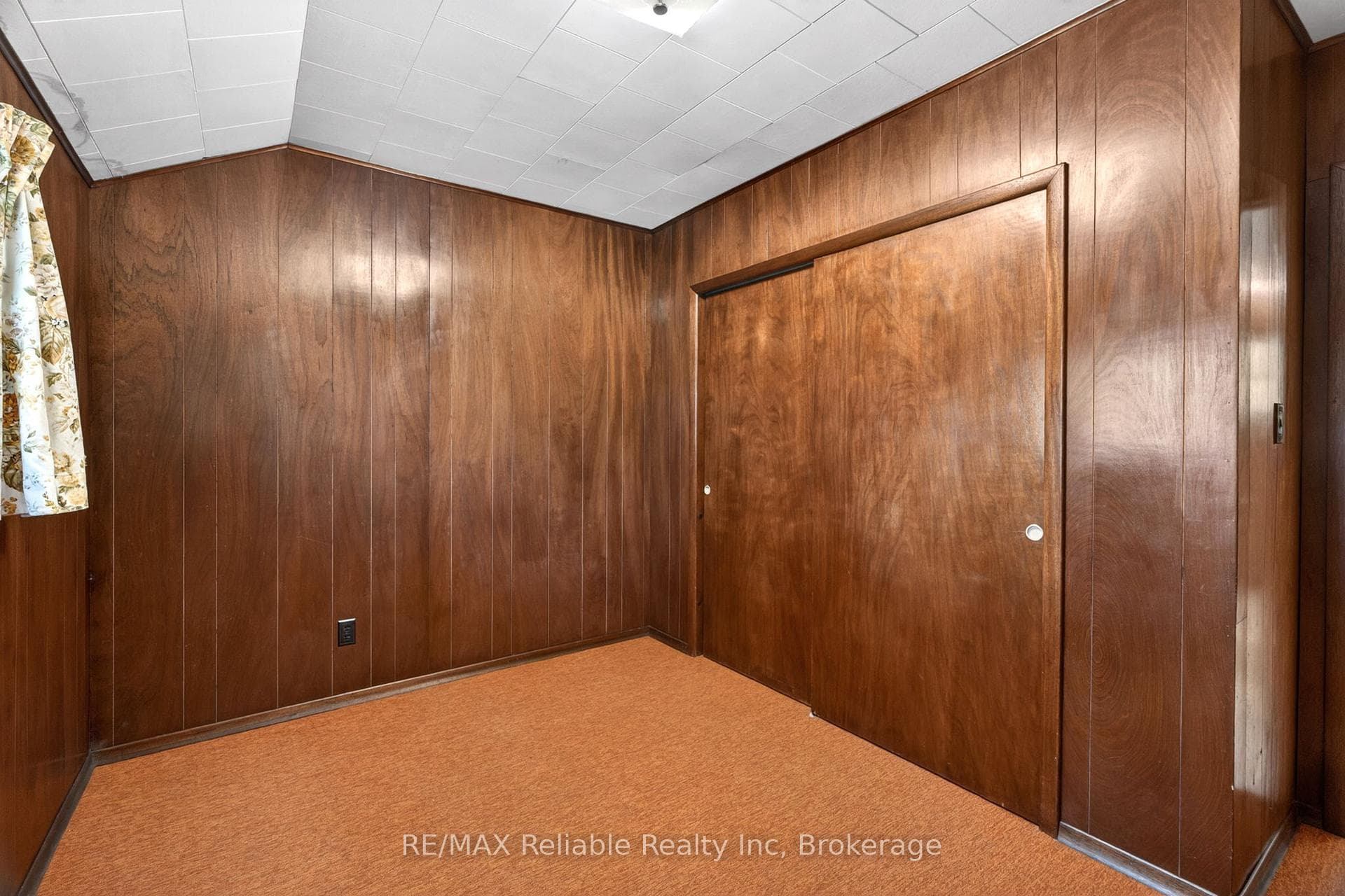 68 William Street photo 24