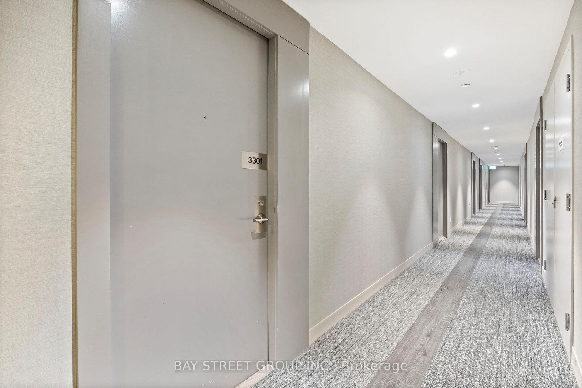 19 Western Battery Road Unit 3301 photo 6
