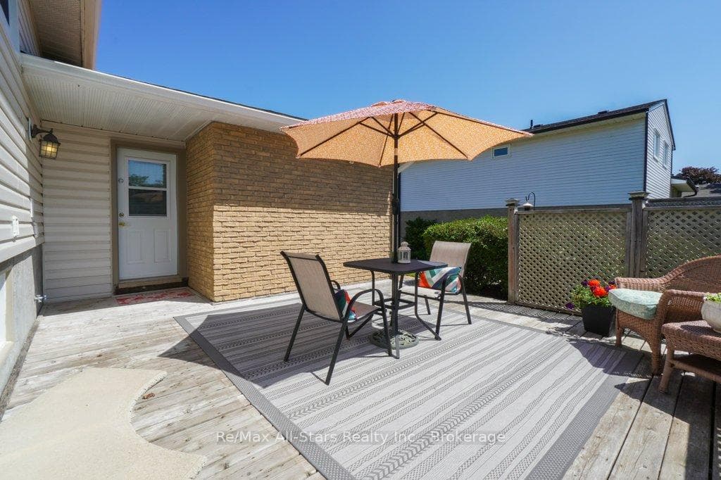 15 Edwin Street photo 46