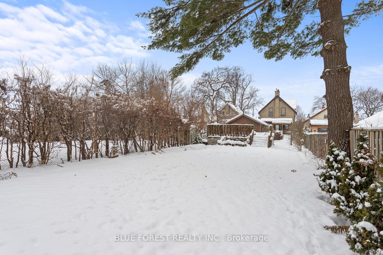 392 Spruce Street photo 42