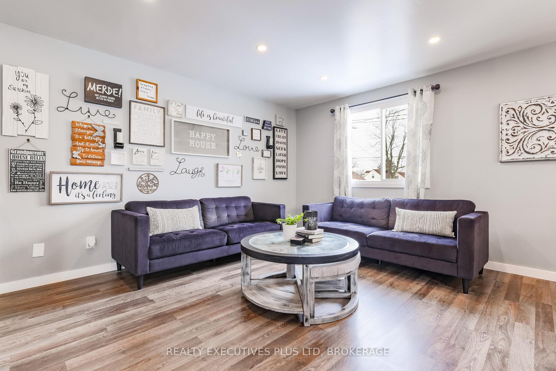 Large bright living room