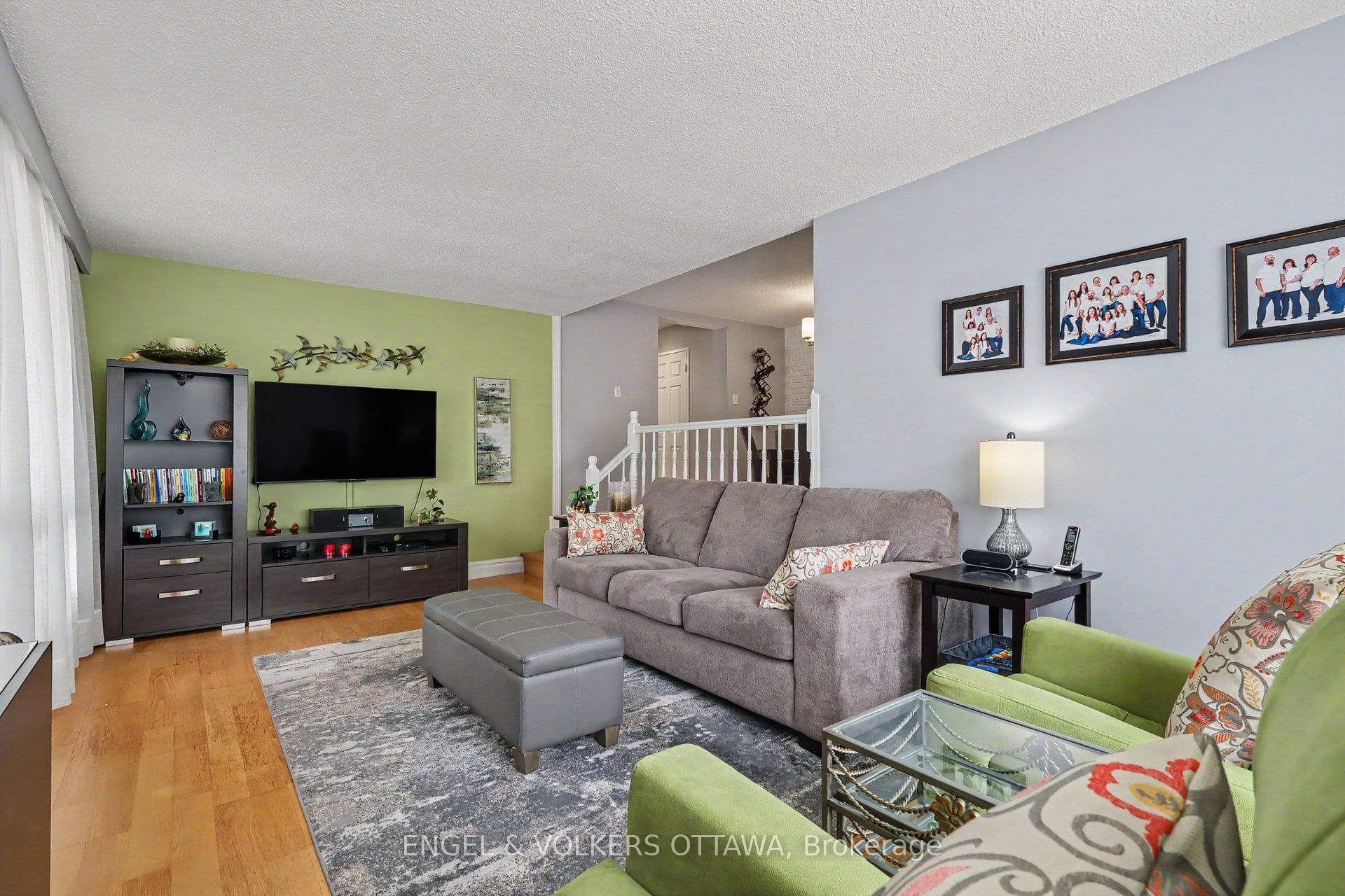 915 Elmsmere Road Unit 109 photo 11