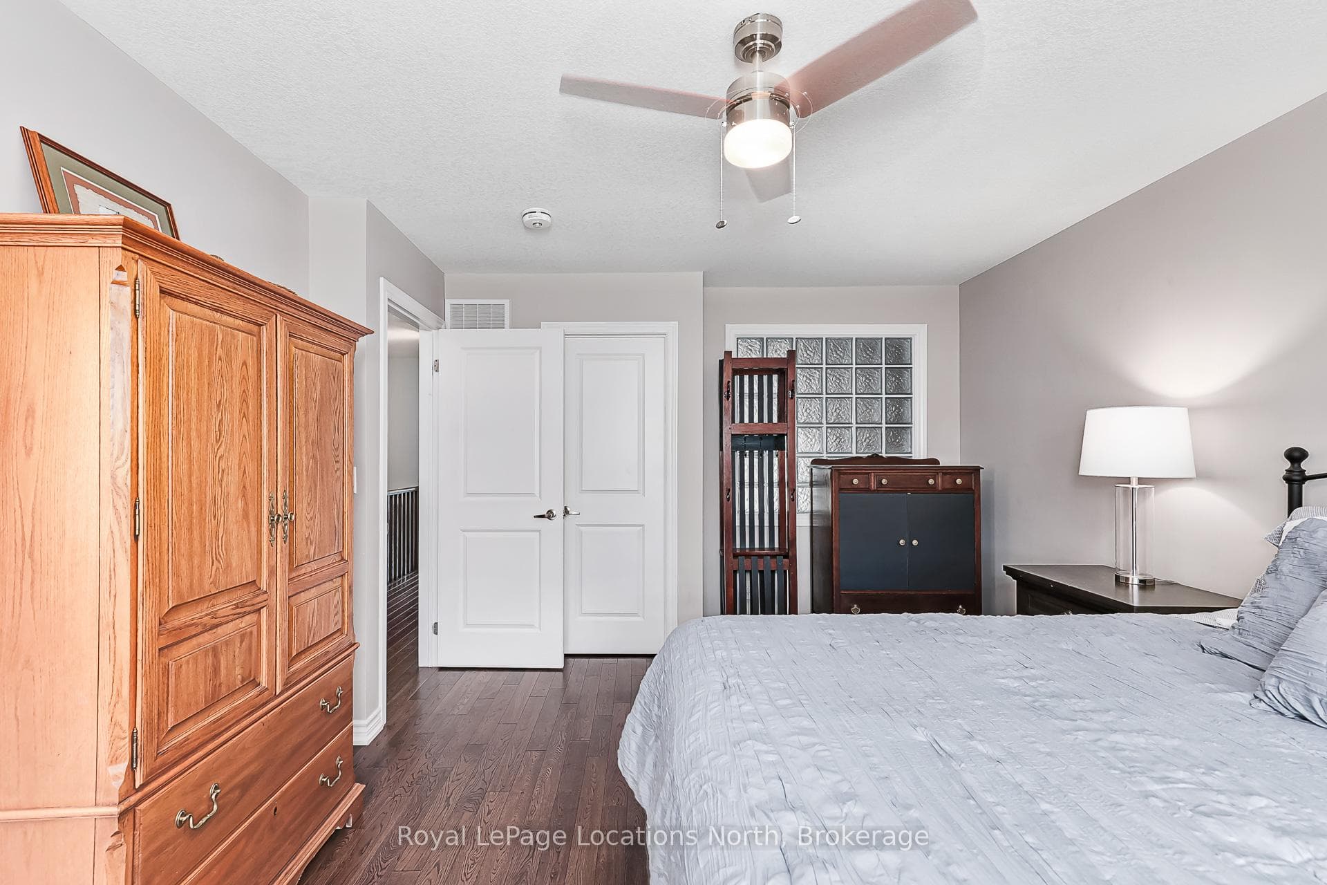 16 Greaves Avenue photo 18