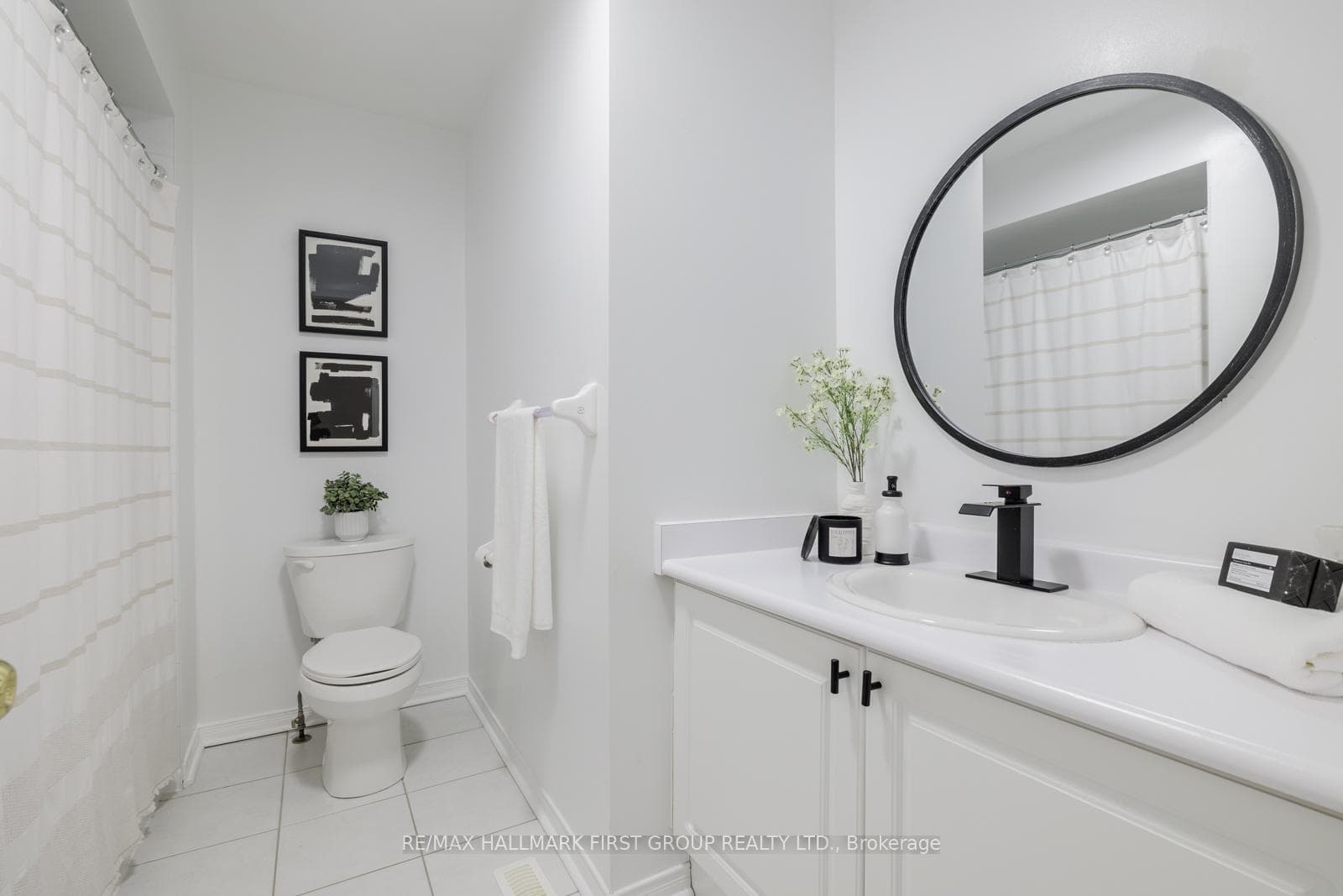 37 Hulley Crescent photo 26