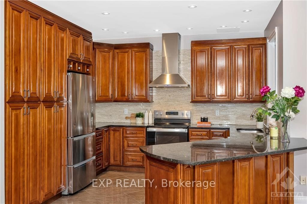 50 LAXFORD Drive photo 9