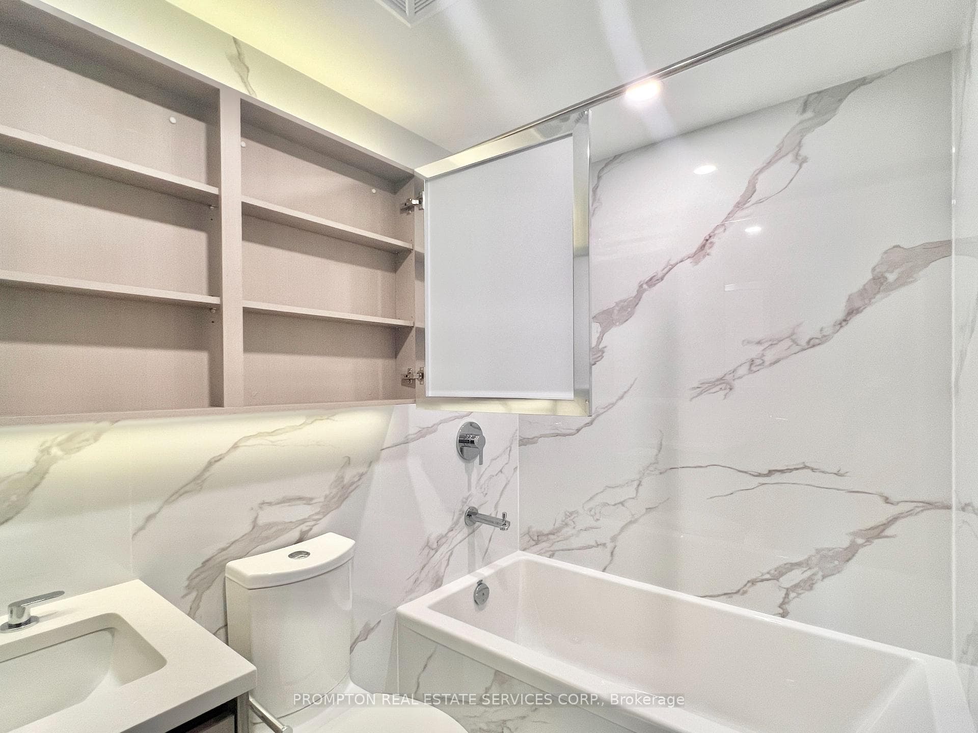 3 Concord Cityplace Way Unit 520 photo 20