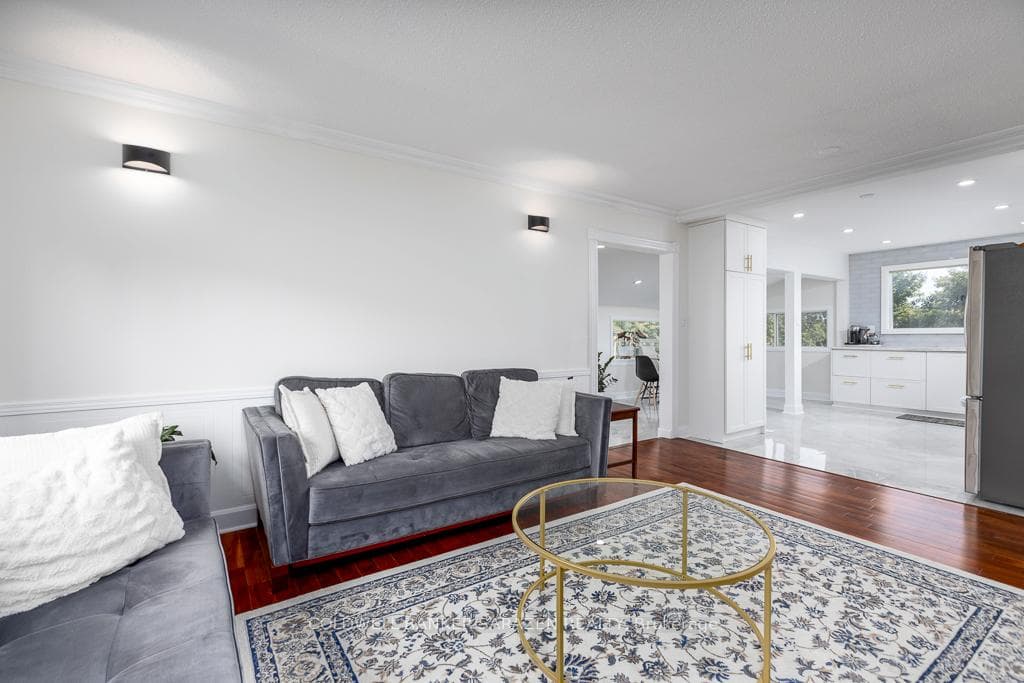 307 Eadie Road photo 6