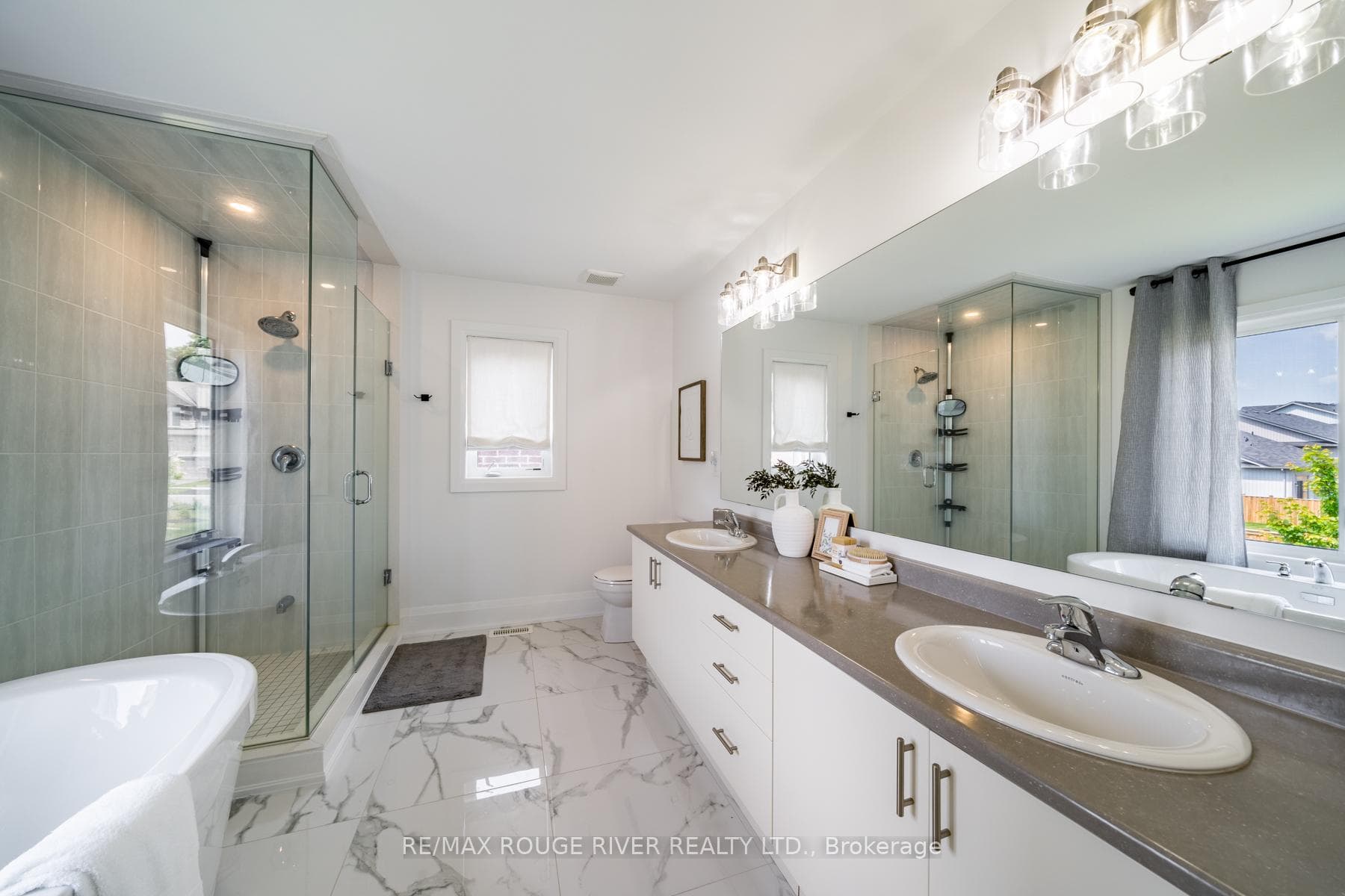 120 Highlands Boulevard photo 35