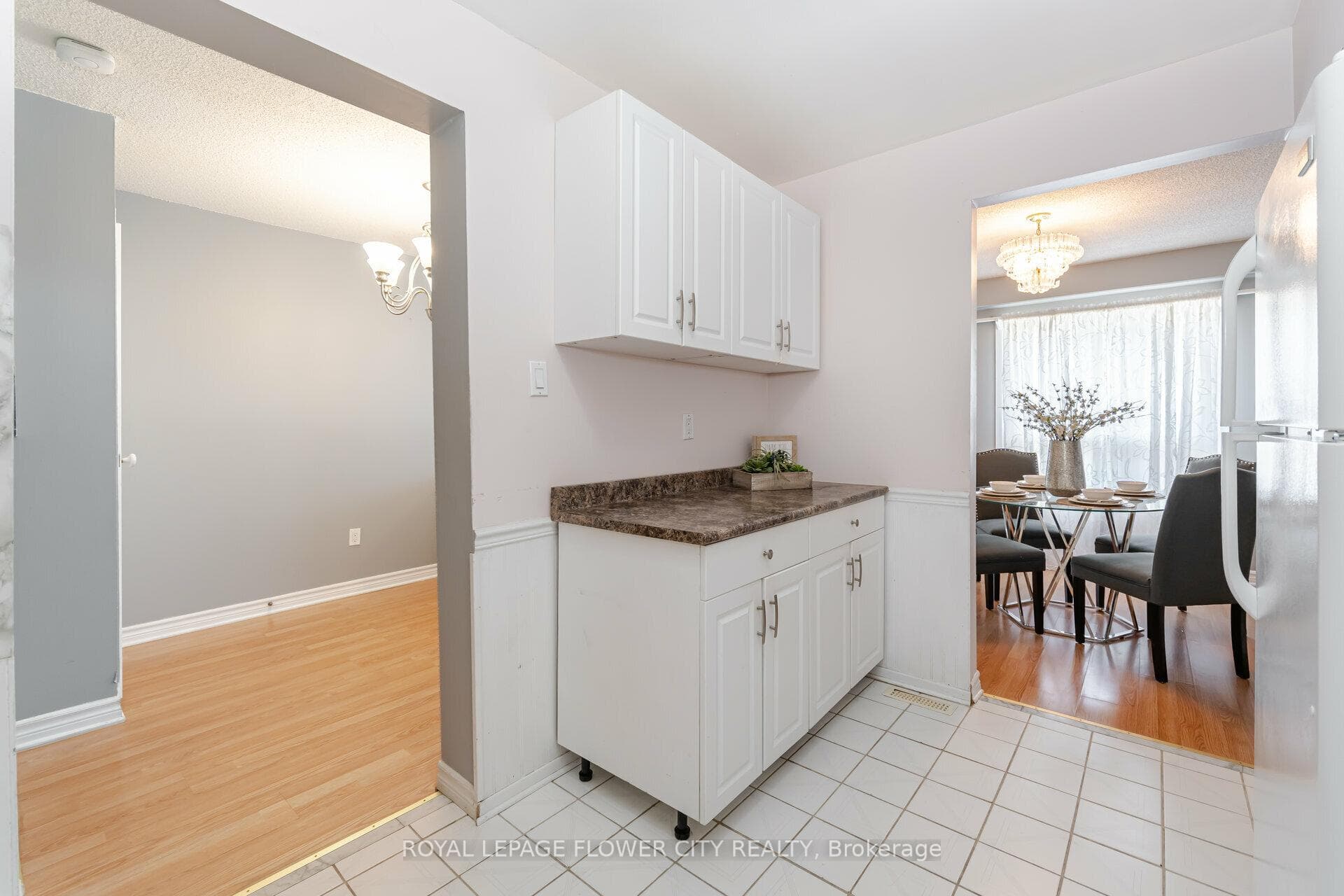 2452 Hemus Square photo 18