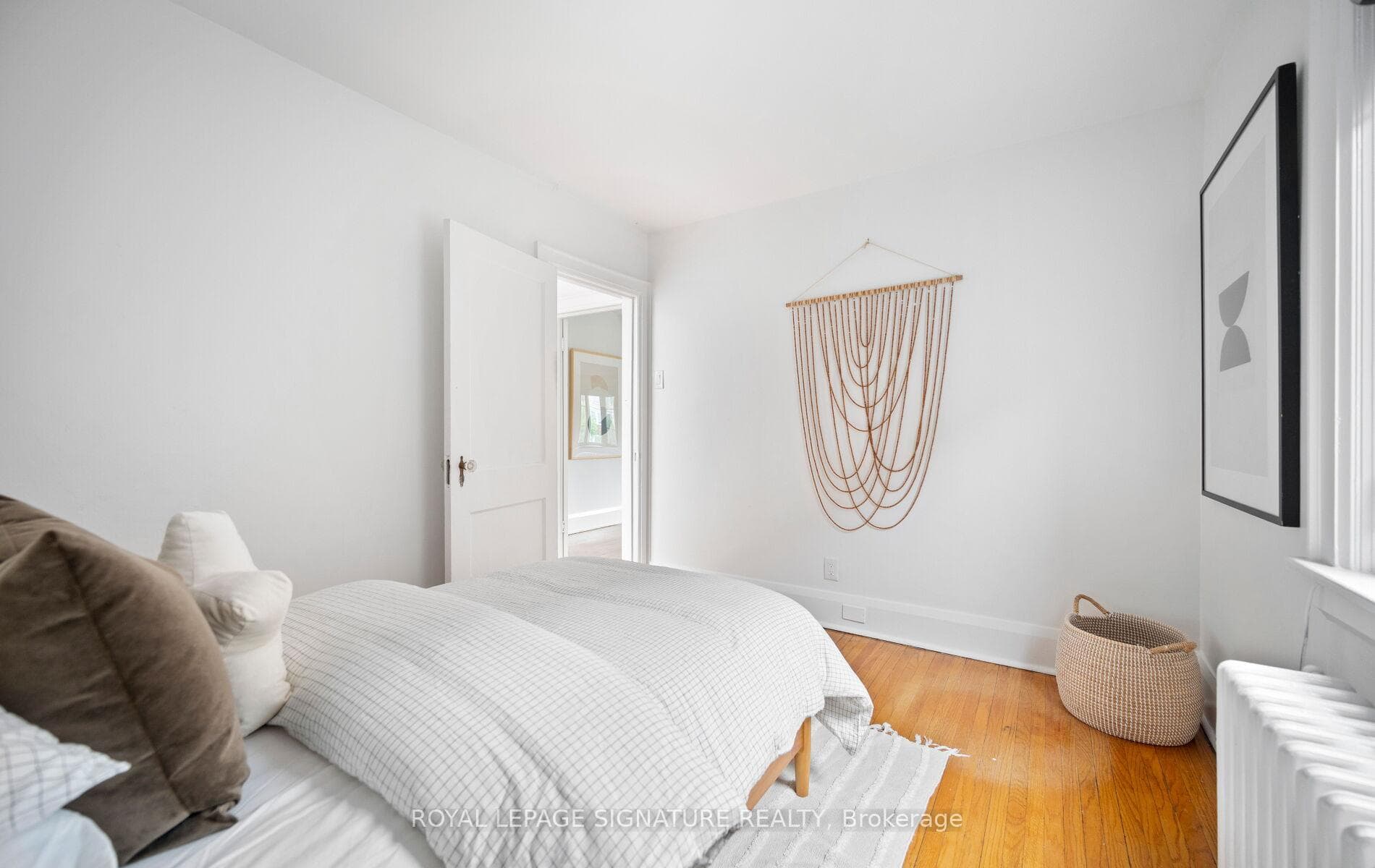81 Cleveland Street photo 35