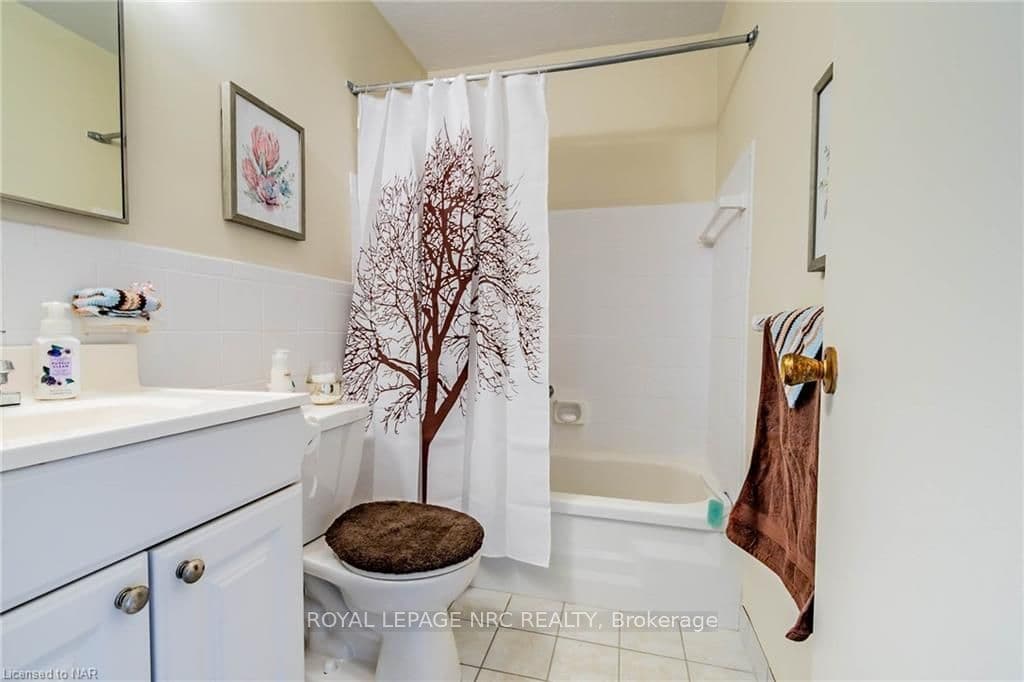 485 THOROLD Road Unit 306 photo 17