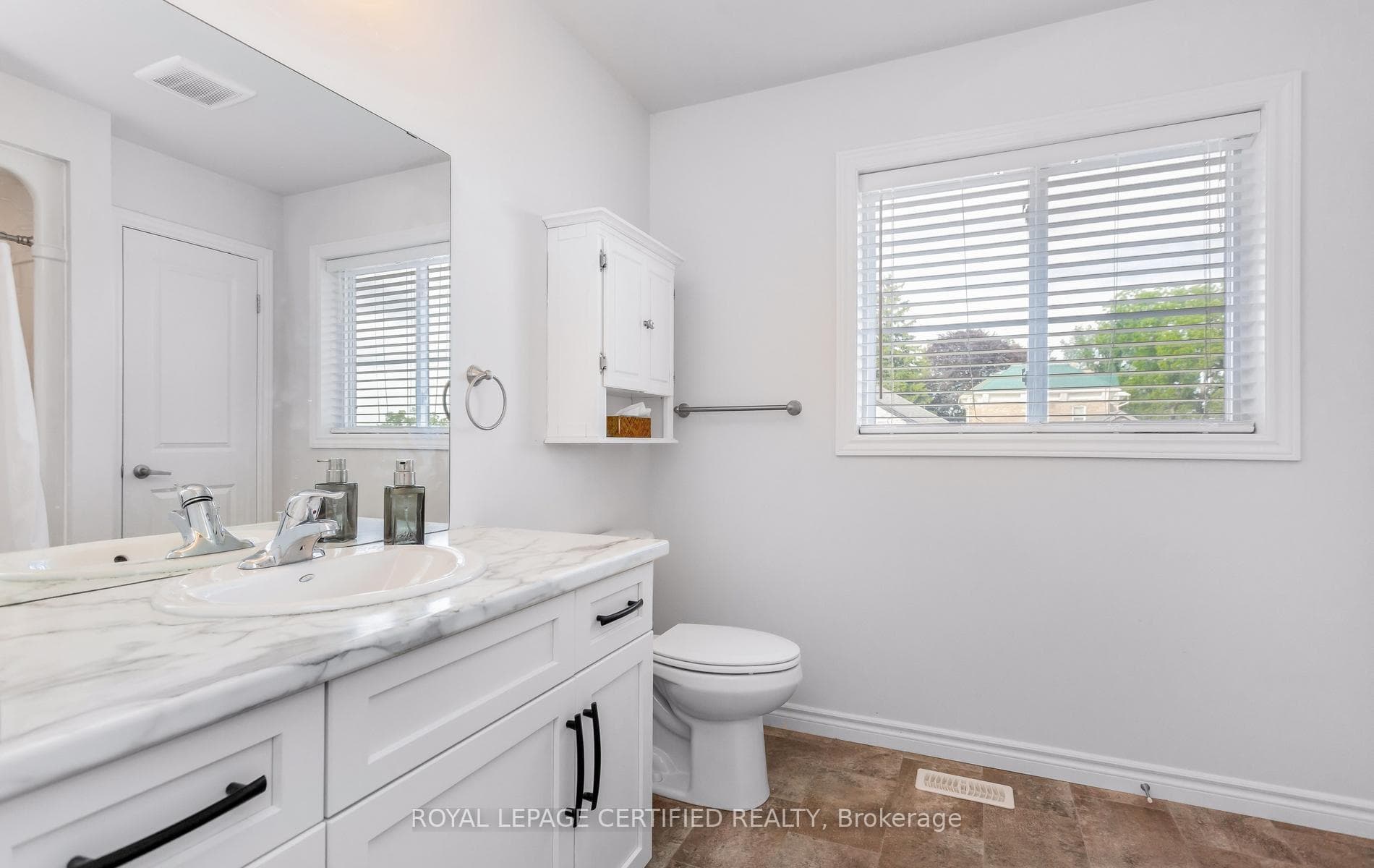 33 Kendell Lane photo 29