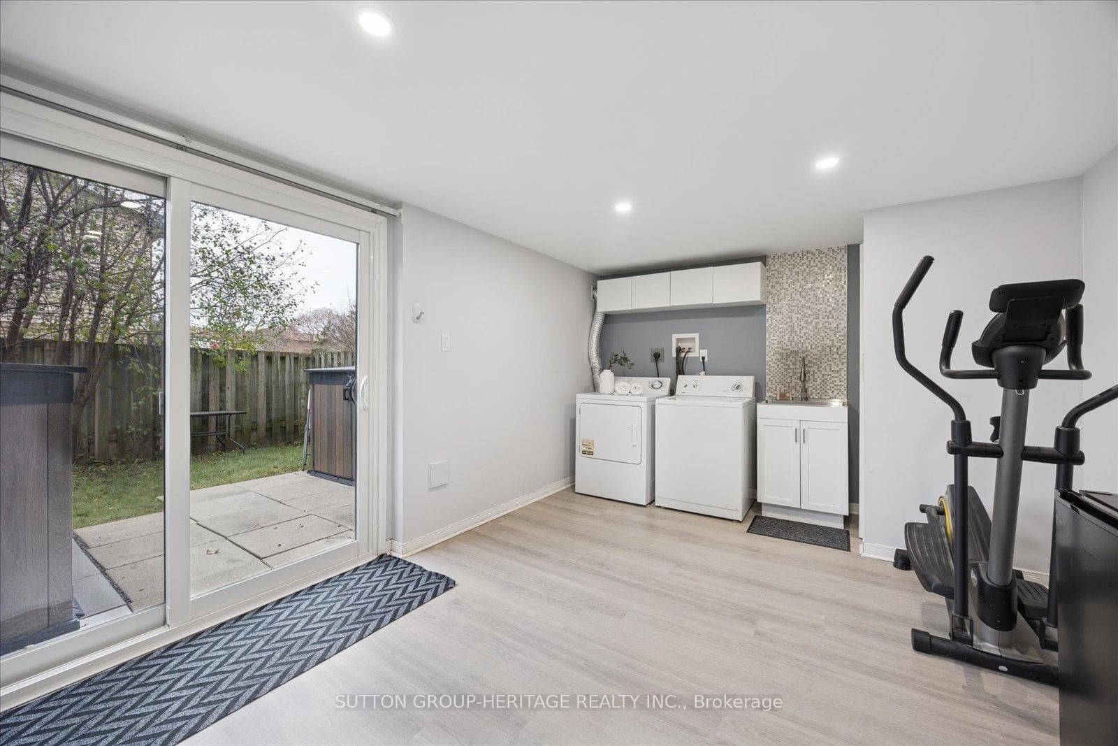 221 Ormond Drive Unit 11 photo 28