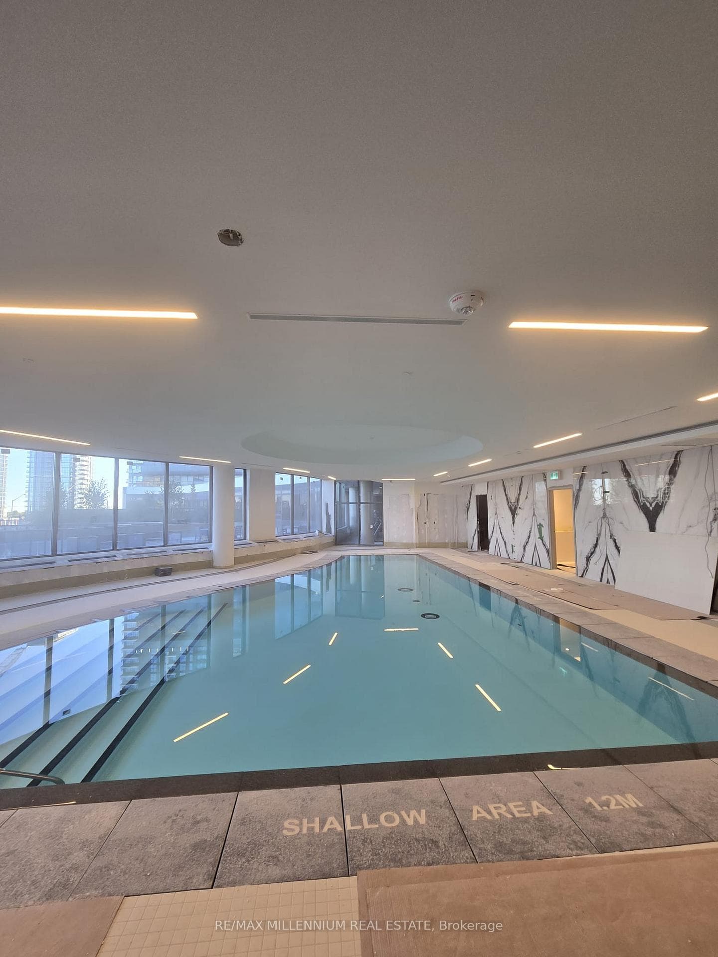 5081 Hurontario Street Unit 2712 photo 11