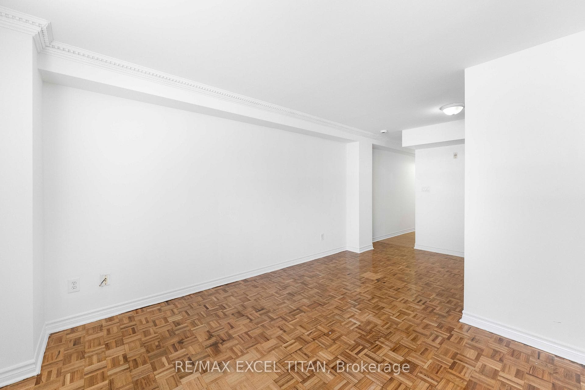 1407 Dupont Street Unit 112 photo 4