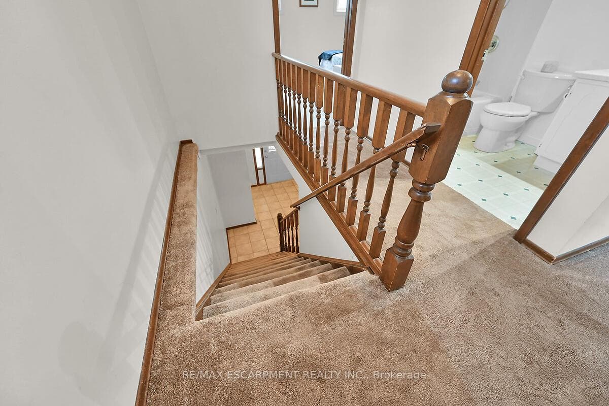 50 Athenia Drive photo 25