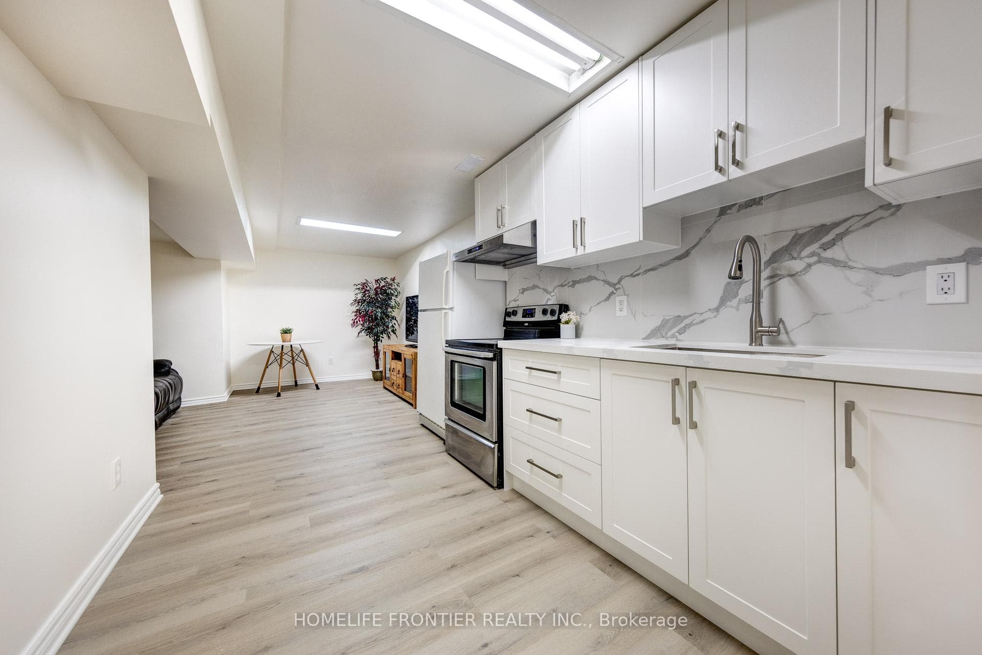 258 Conley Street Unit Bsmt photo 4