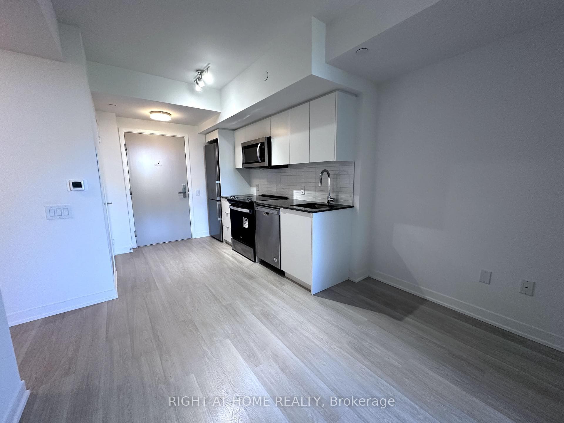 500 Wilson Avenue Unit 313 photo 10