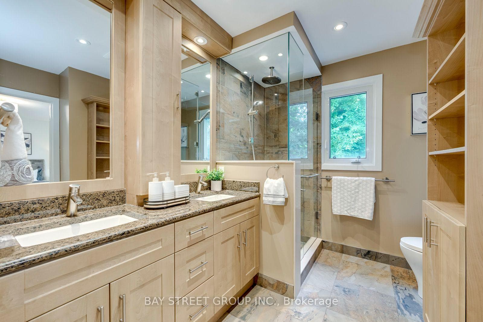 2234 Bennington Gate photo 36