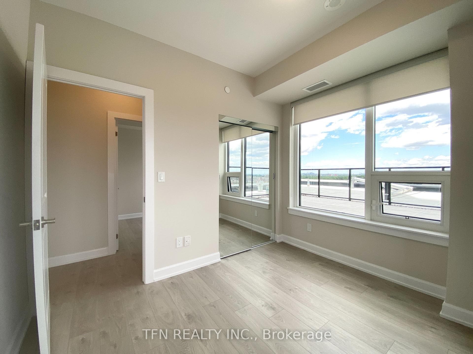 3220 William Coltson Avenue Unit 1308 photo 20